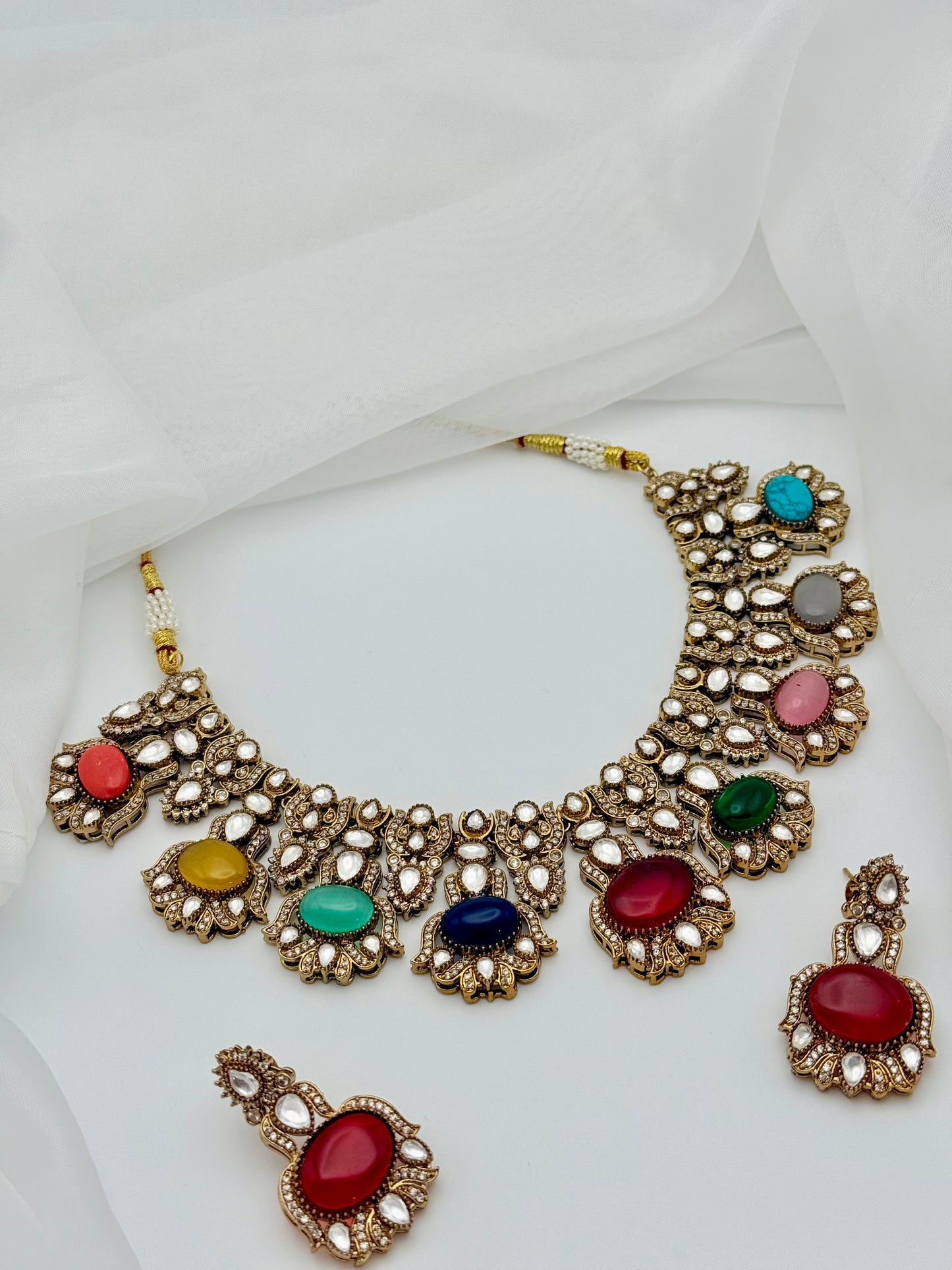 Irleen Necklace Set