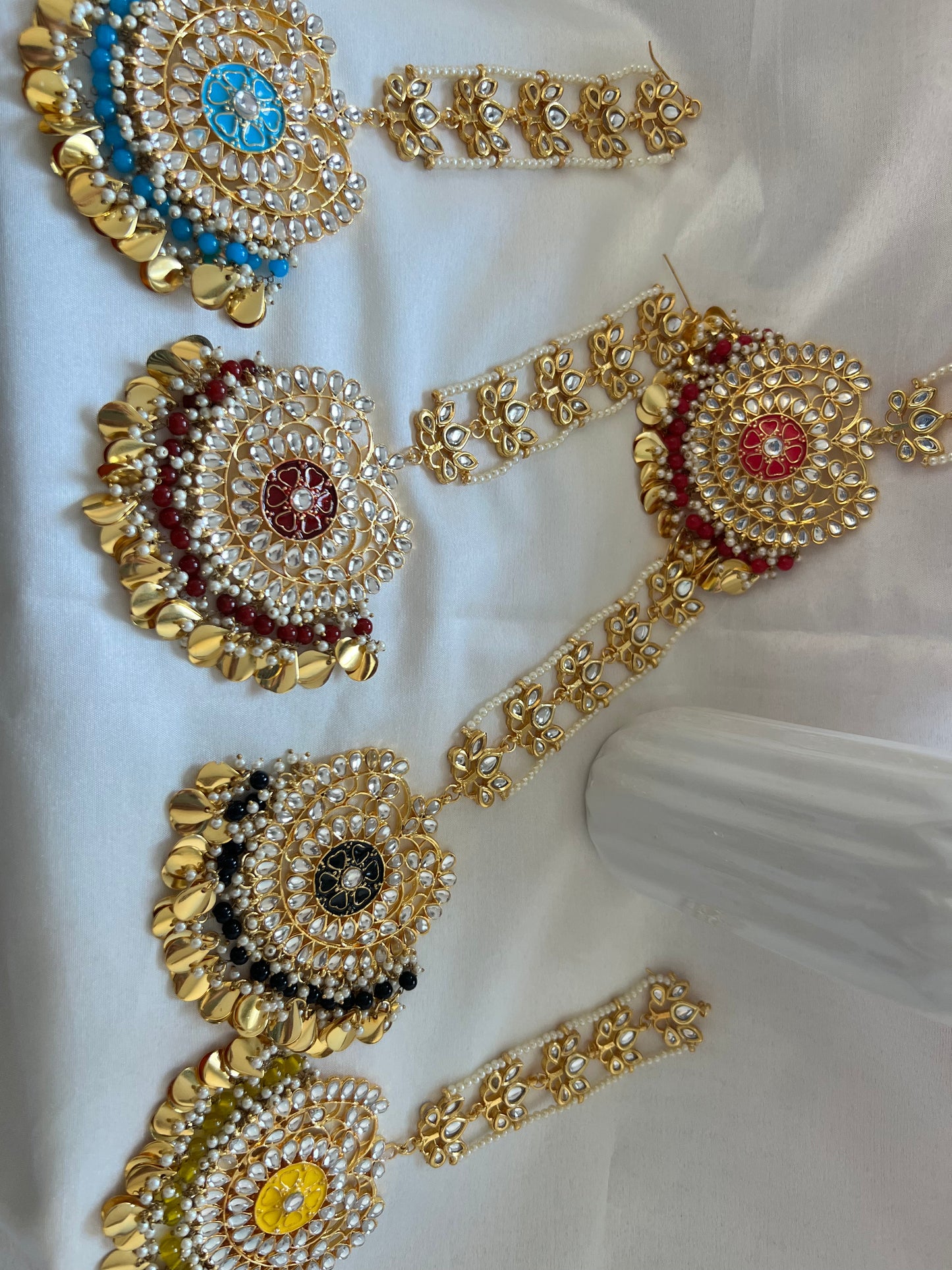 Oversized Kundan Tikka with touch of Meena