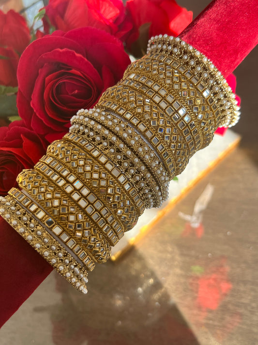 Kundan bangle set in golden mk
