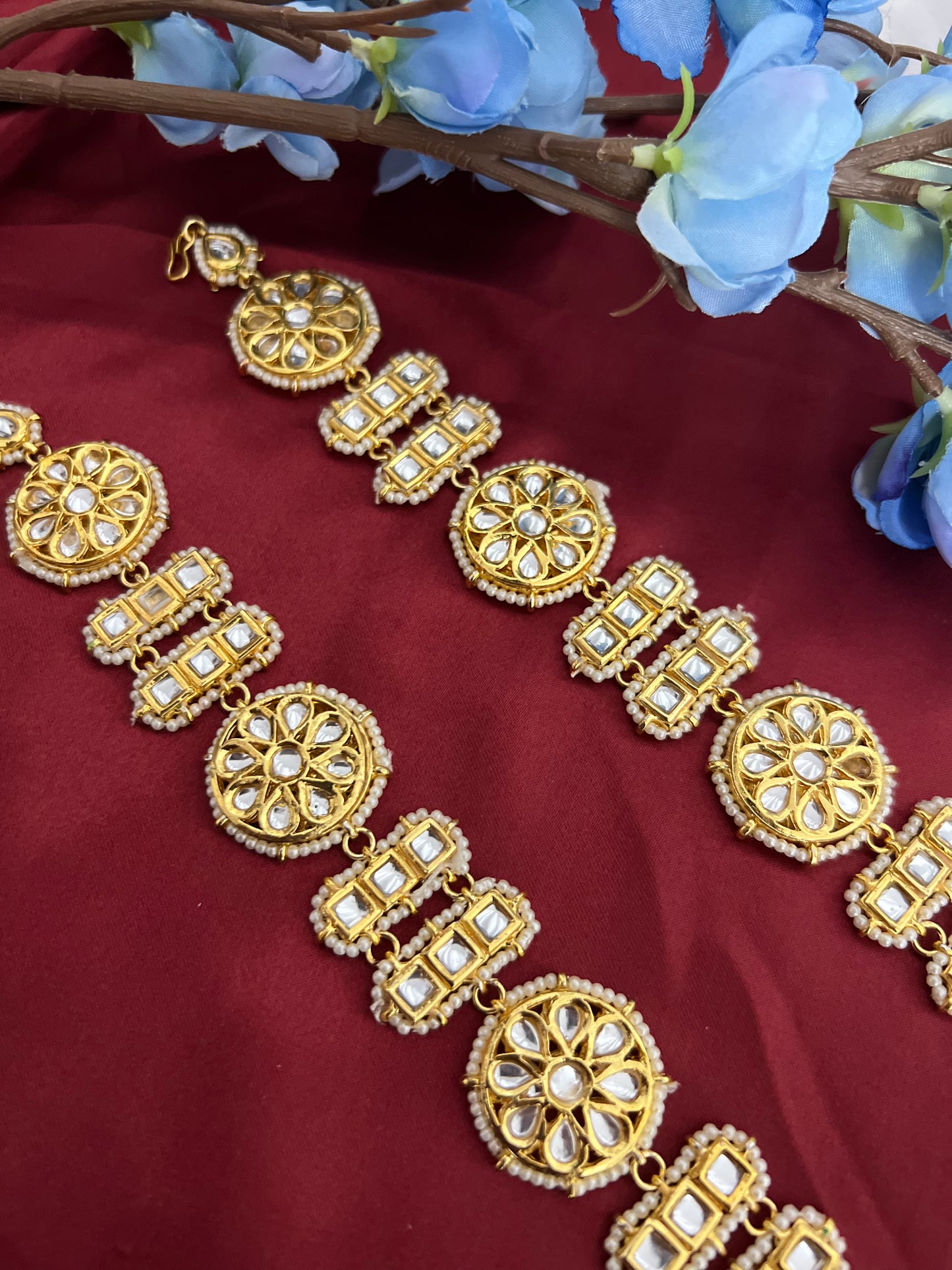 Sushmita kundan sheesh Phool