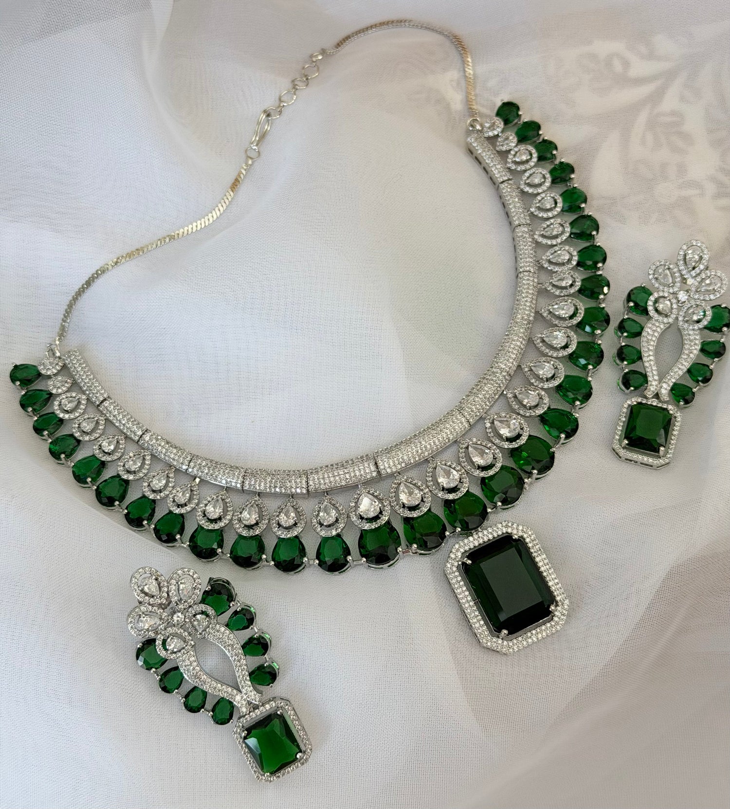 Diamond Inspired Necklace Set