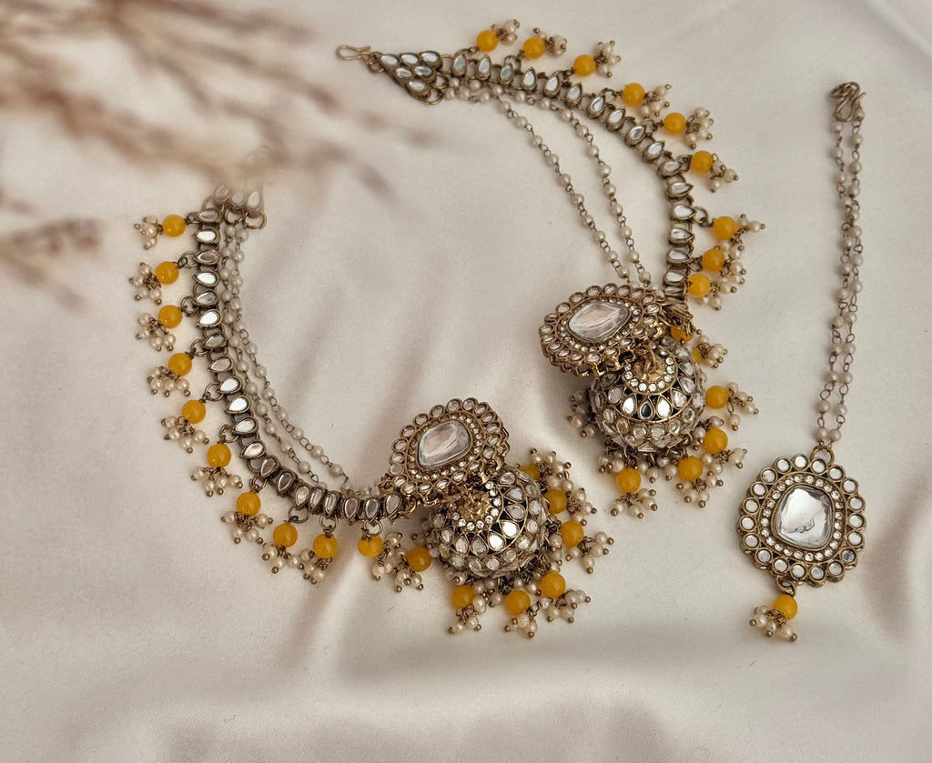 Earrings & Tikka