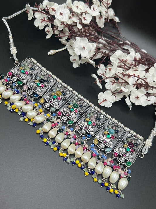 Amarpali choker with Earrings and Tikka