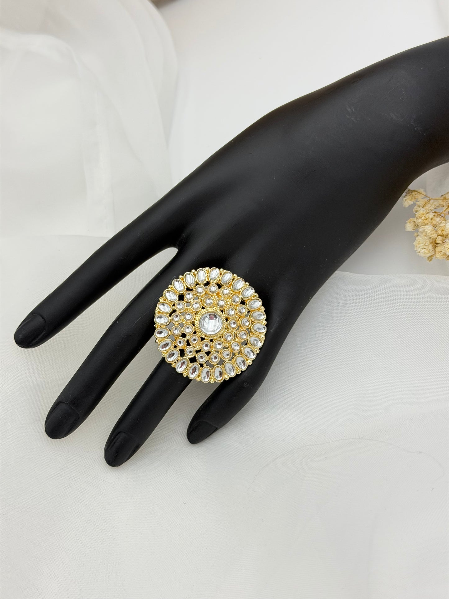 Kundan Ring