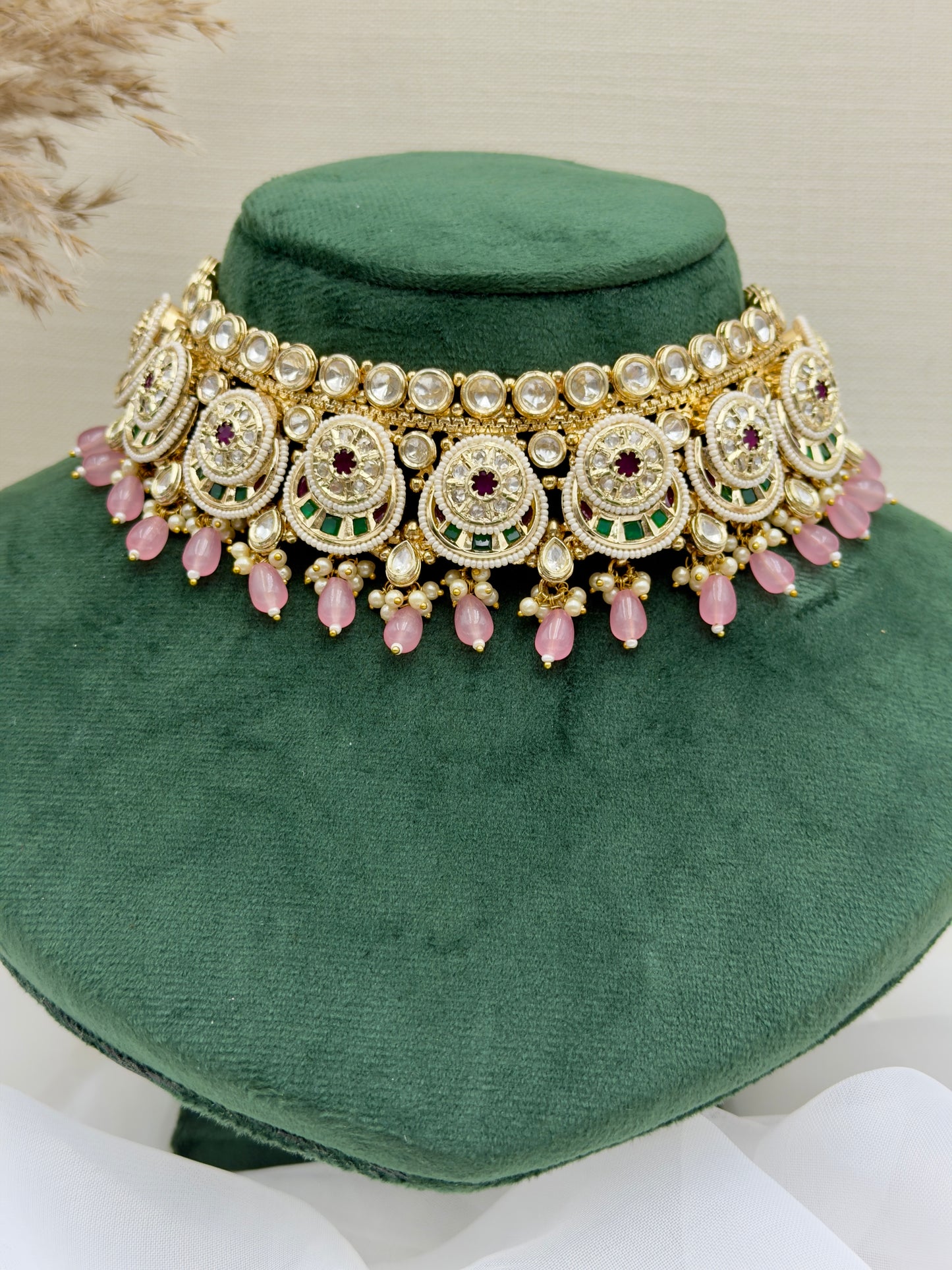 Qynaat Necklace Set