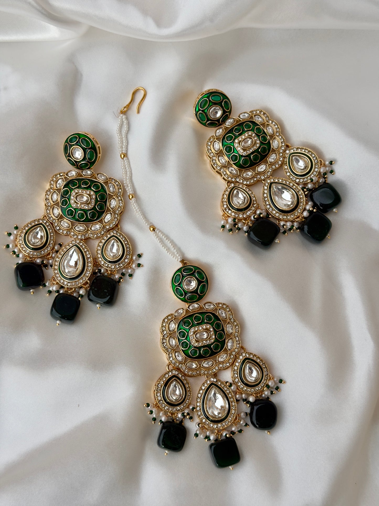 Areej Necklace Set