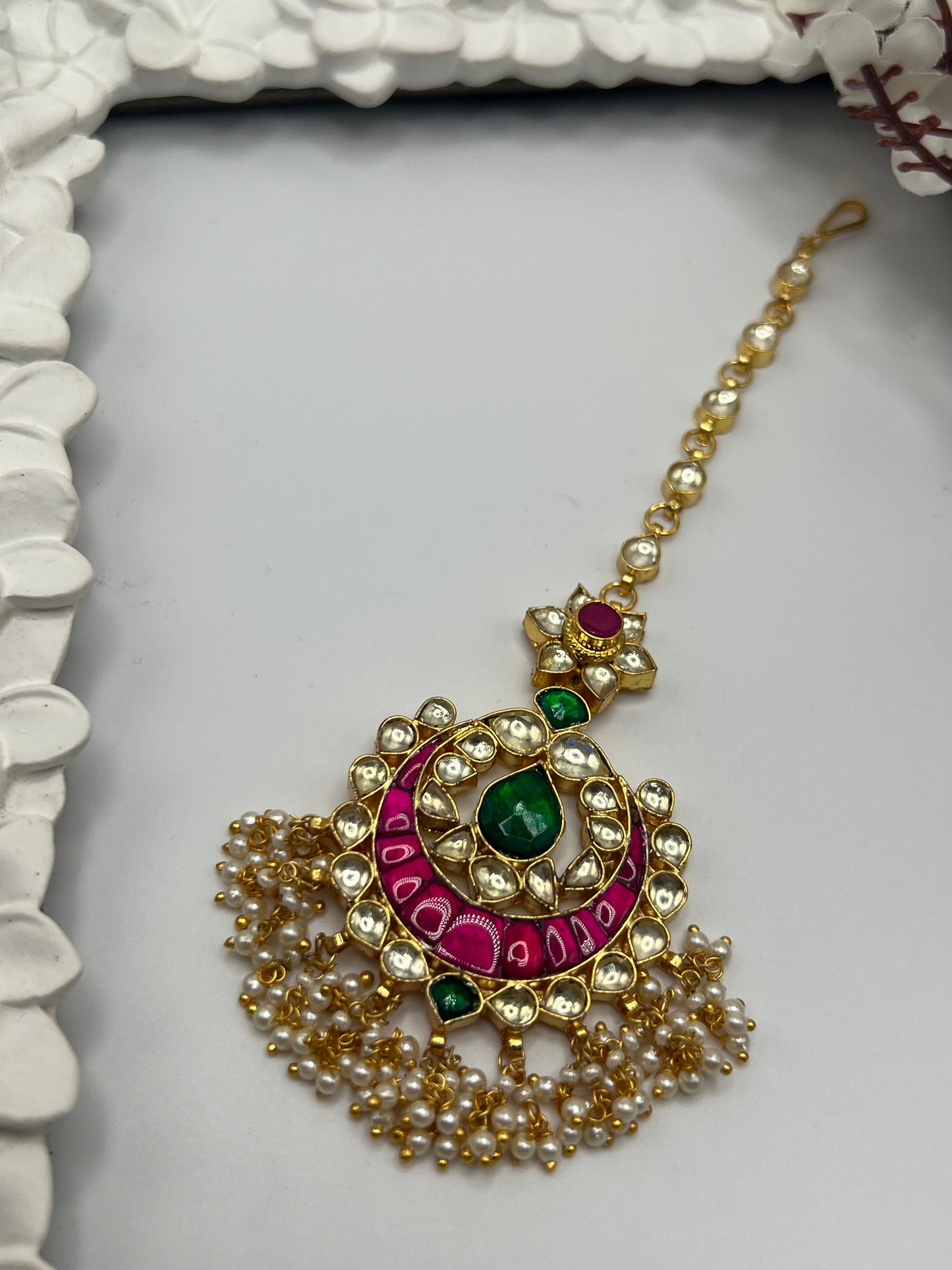 Tamia Pachi Kundan Tikka