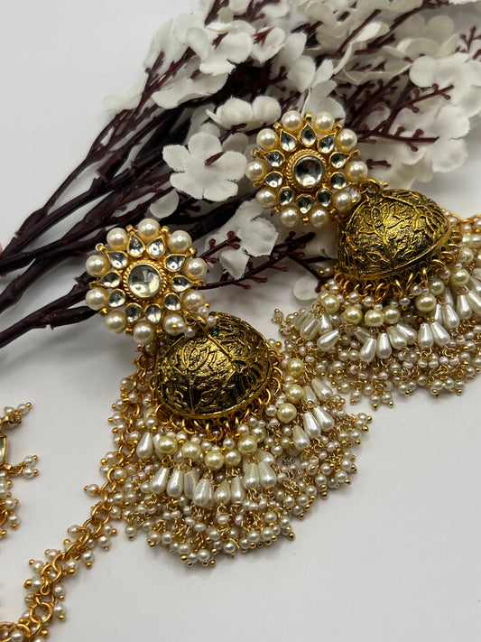 Chhavi Pachi Kundan jhumkas