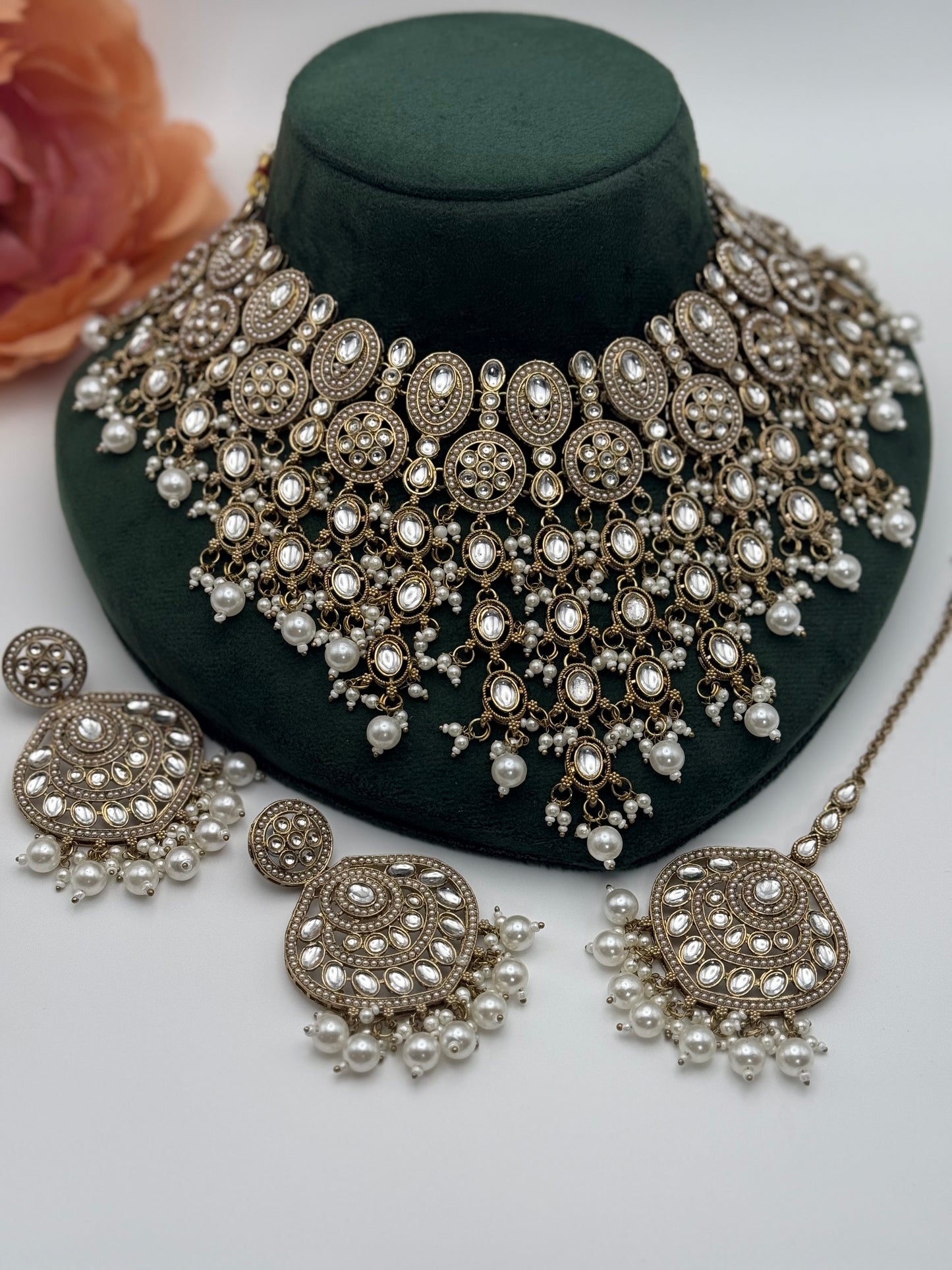 Sophia Necklace Set