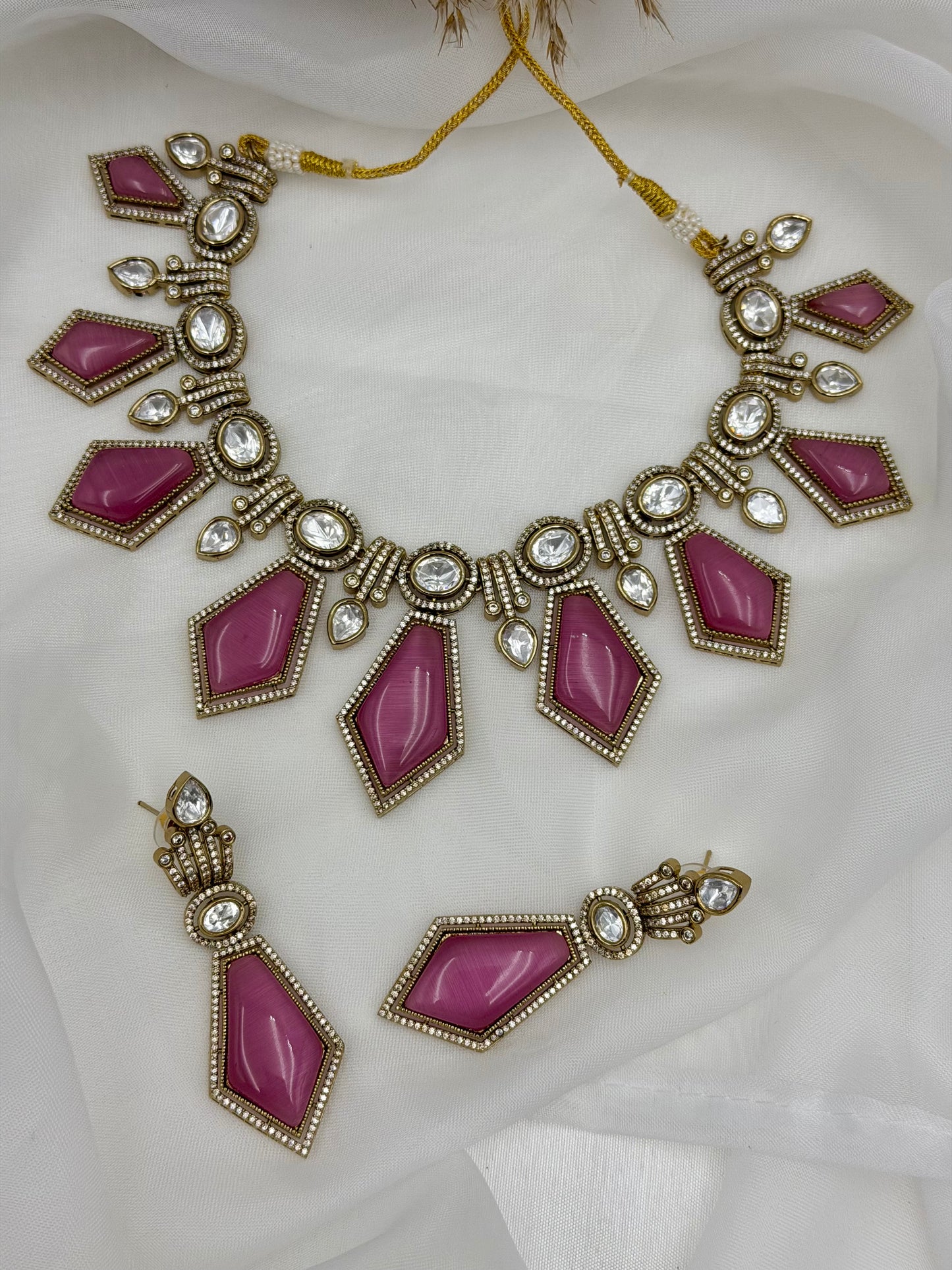 Jindan Necklace Set