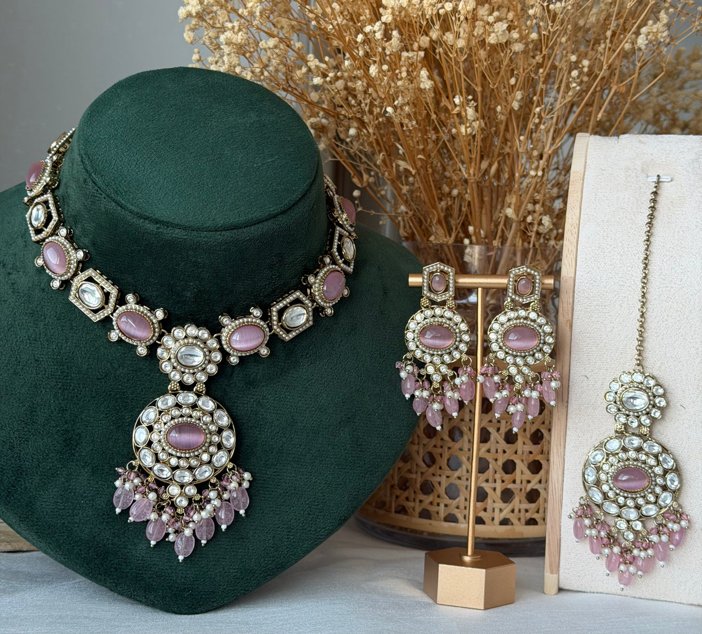 Kanika Necklace Set