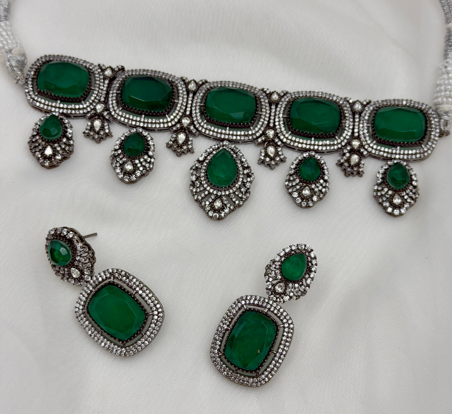 Gulbahar Necklace Set