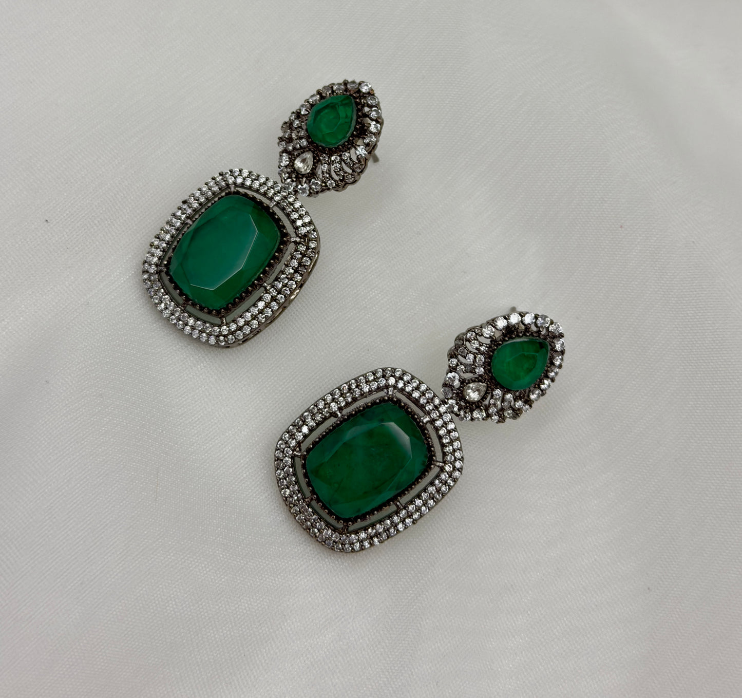 Gulbahar Necklace Set