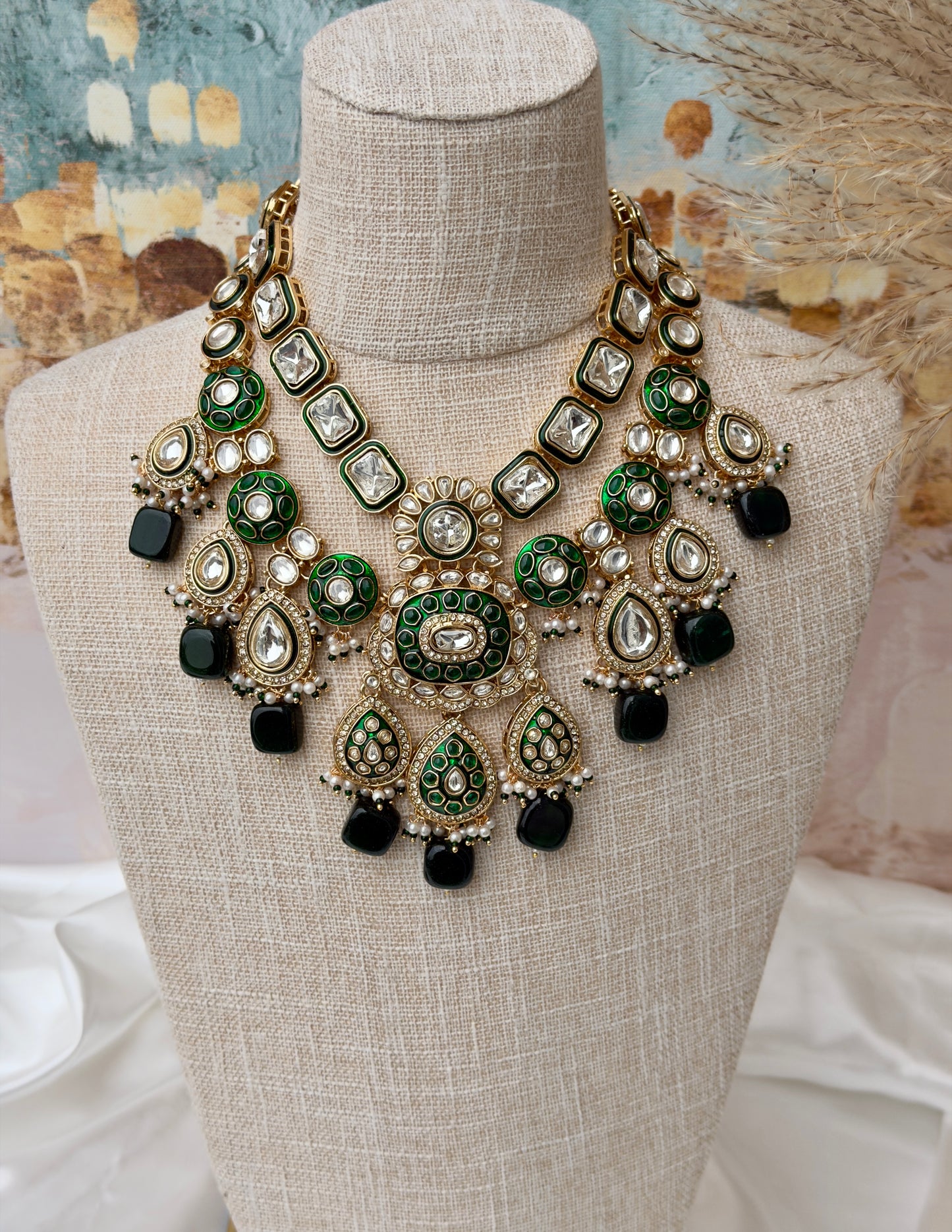 Areej Necklace Set