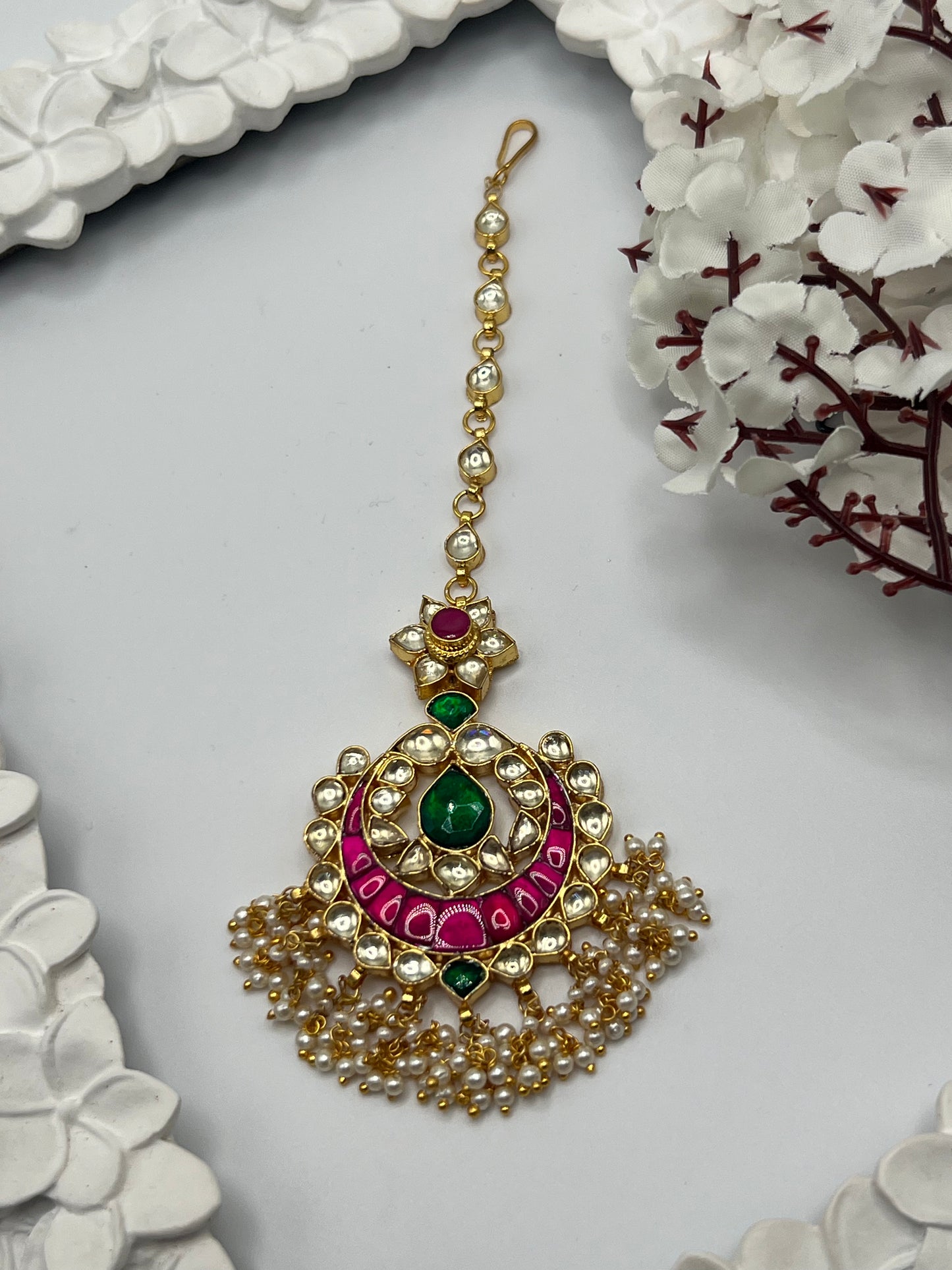 Tamia Pachi Kundan Tikka