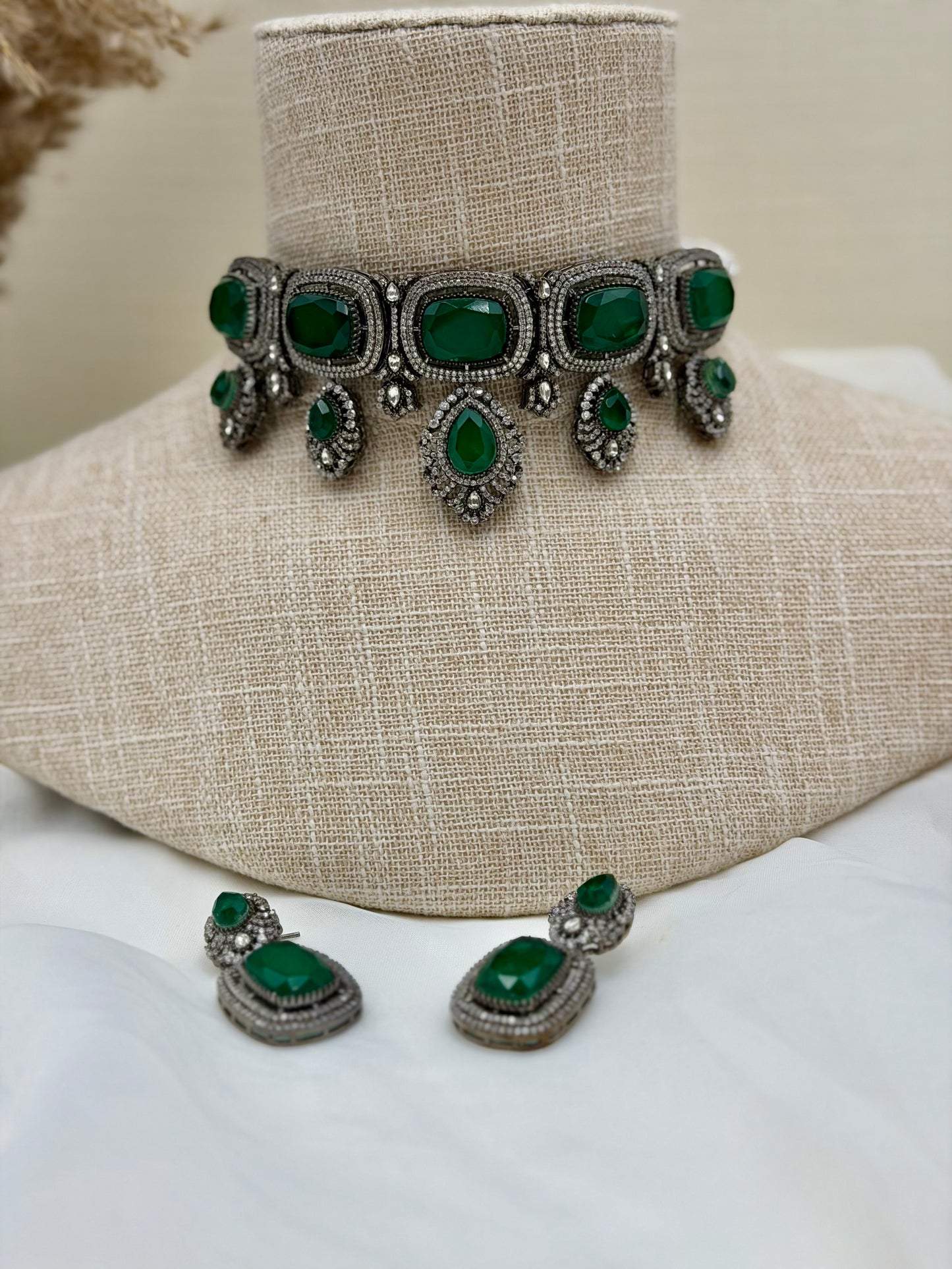 Gulbahar Necklace Set