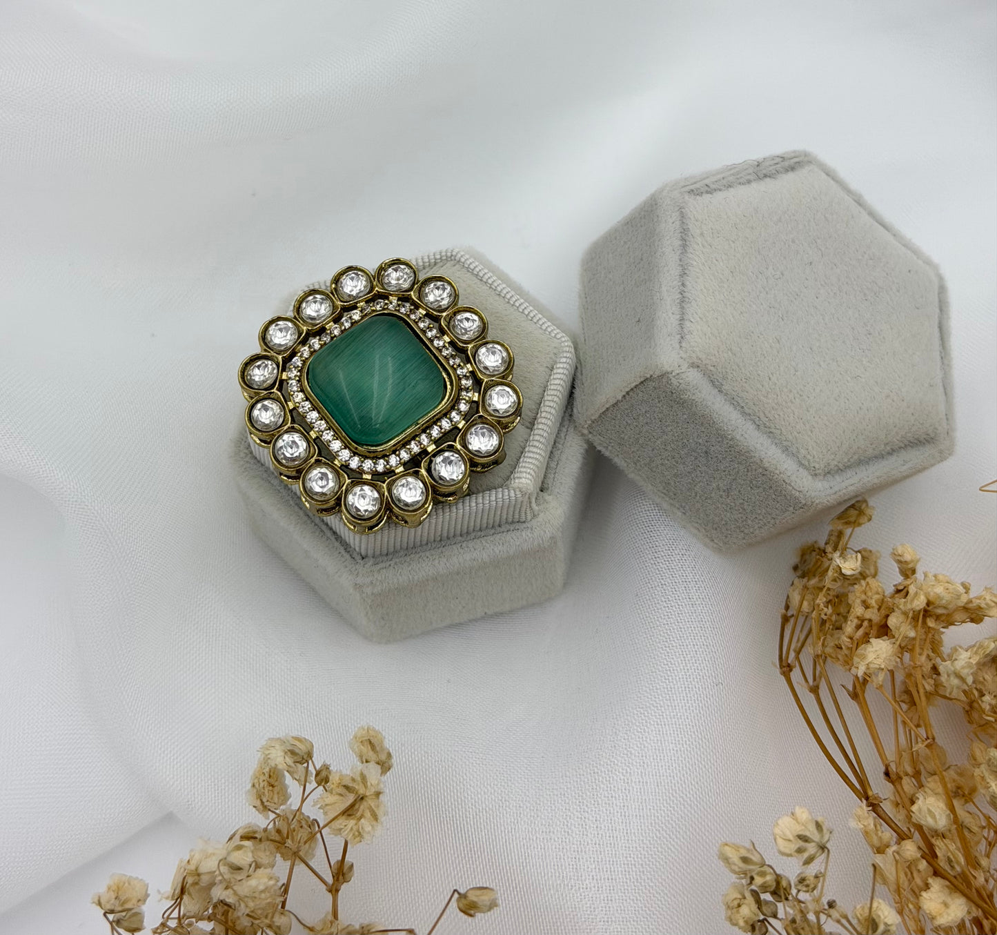Kundan Ring