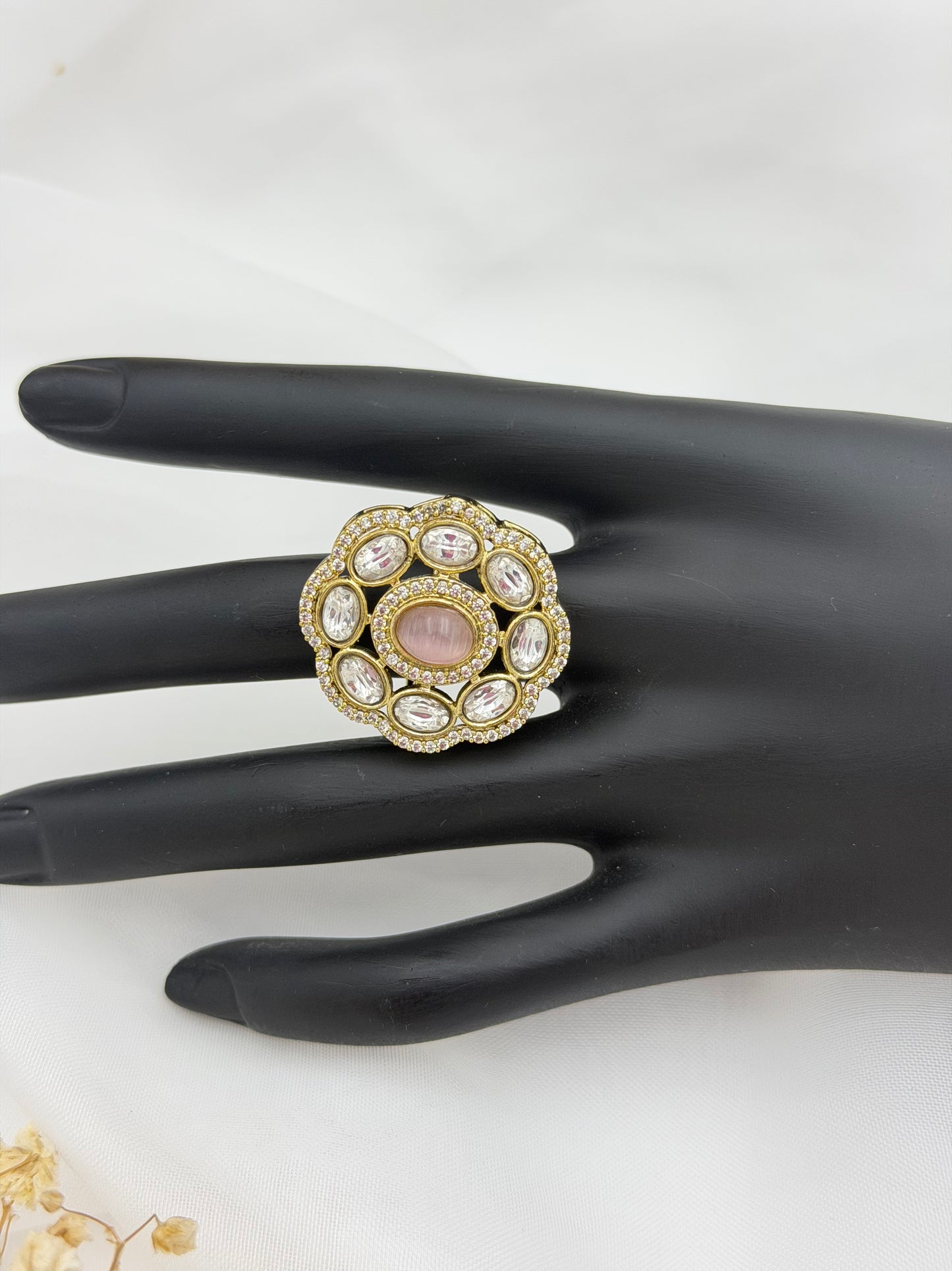 Kundan Ring
