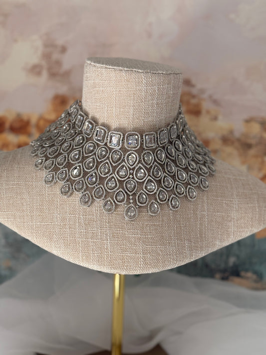 Saqqi Necklace Set
