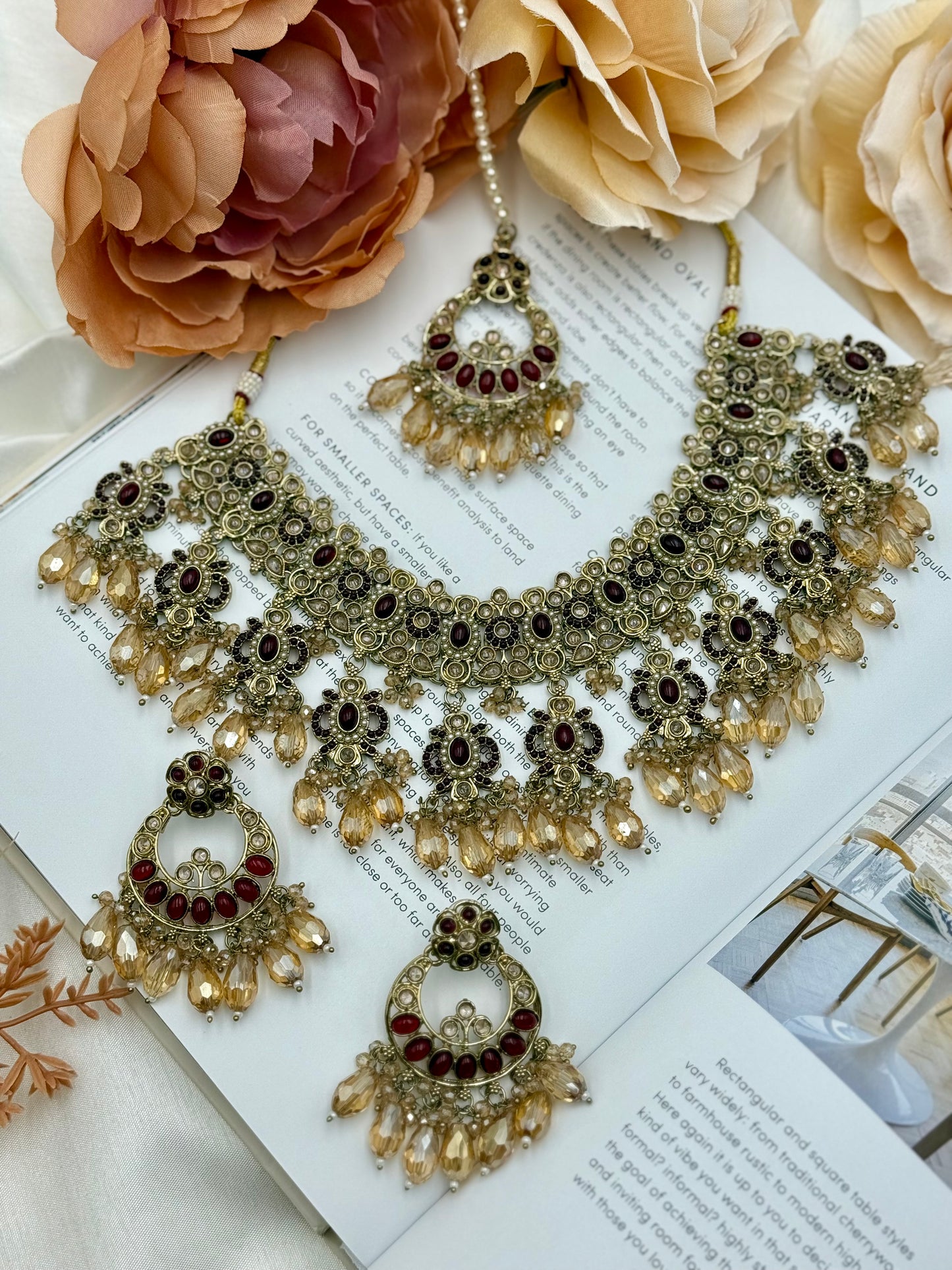 Zinnia Necklace Set