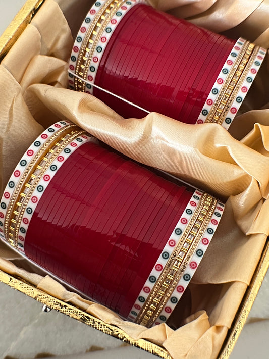 Traditional bindi Chooda