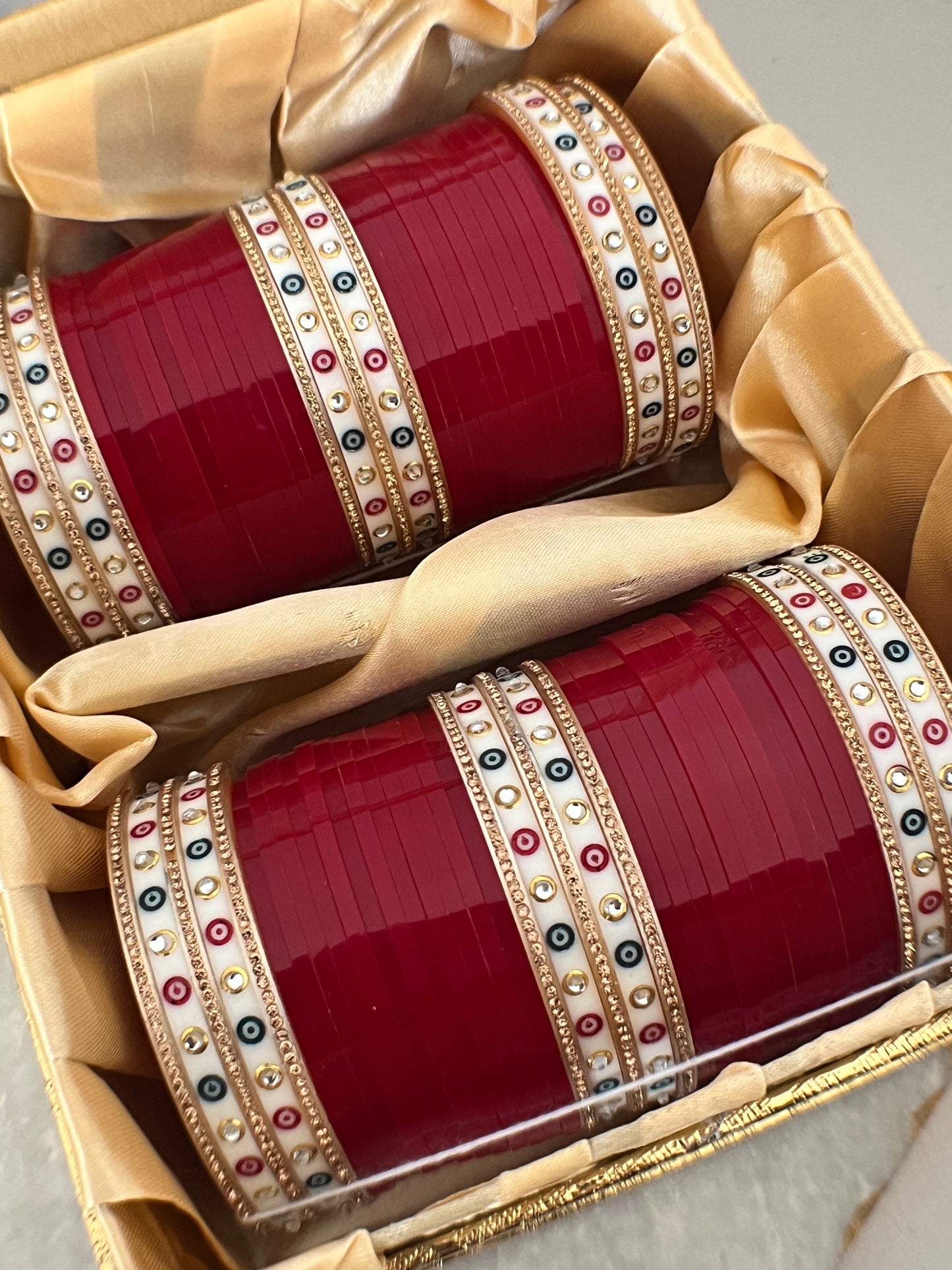 Traditional bindi chooda