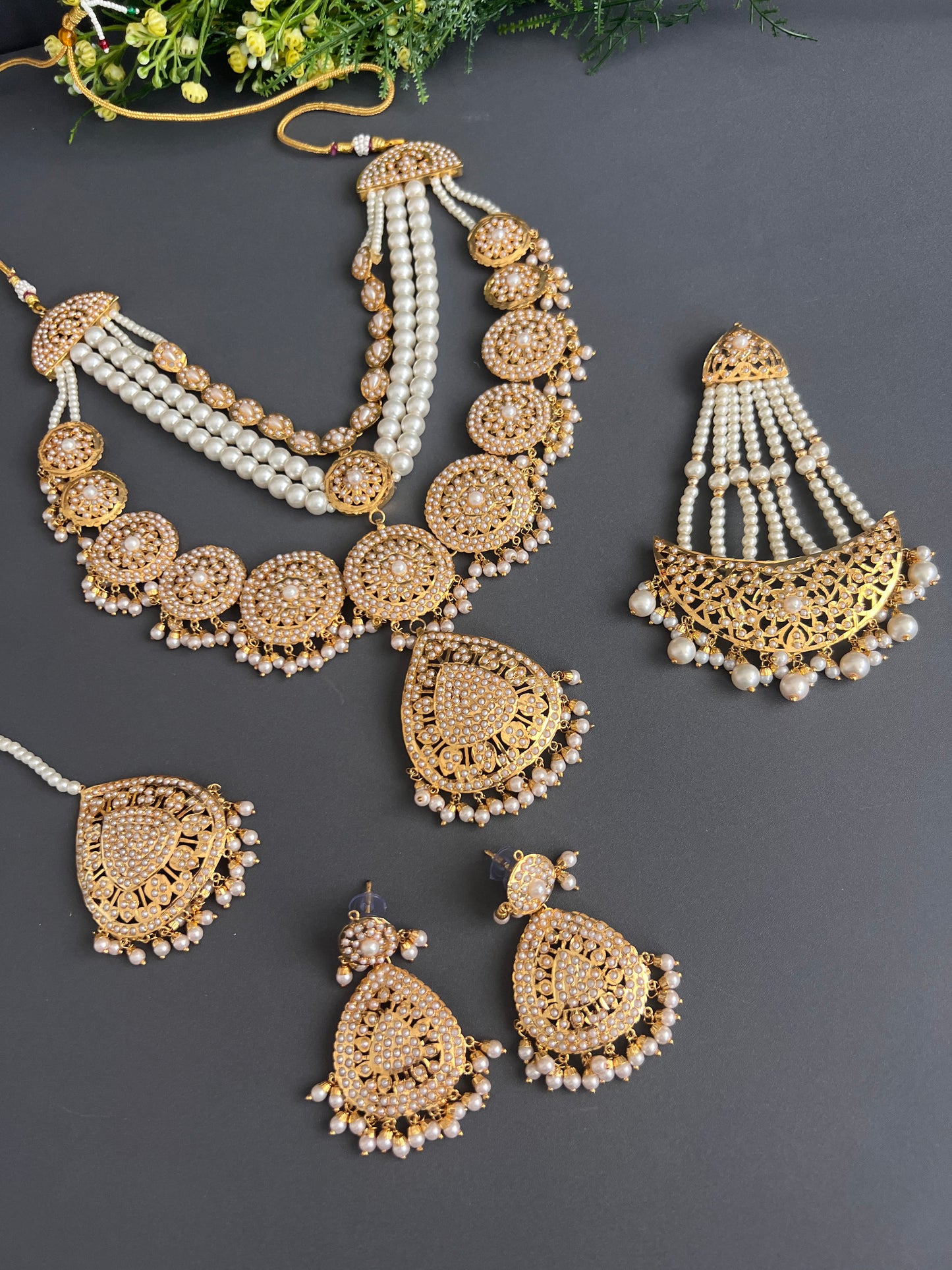 Maharani Original jadau necklace set