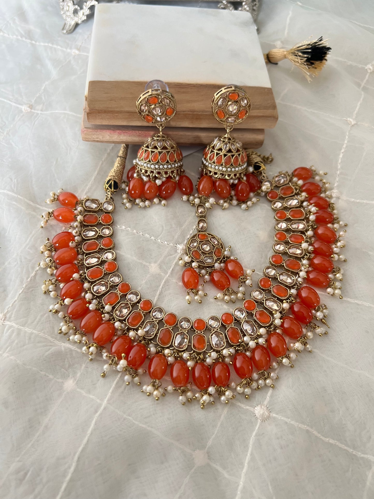 Tripti Necklace Set