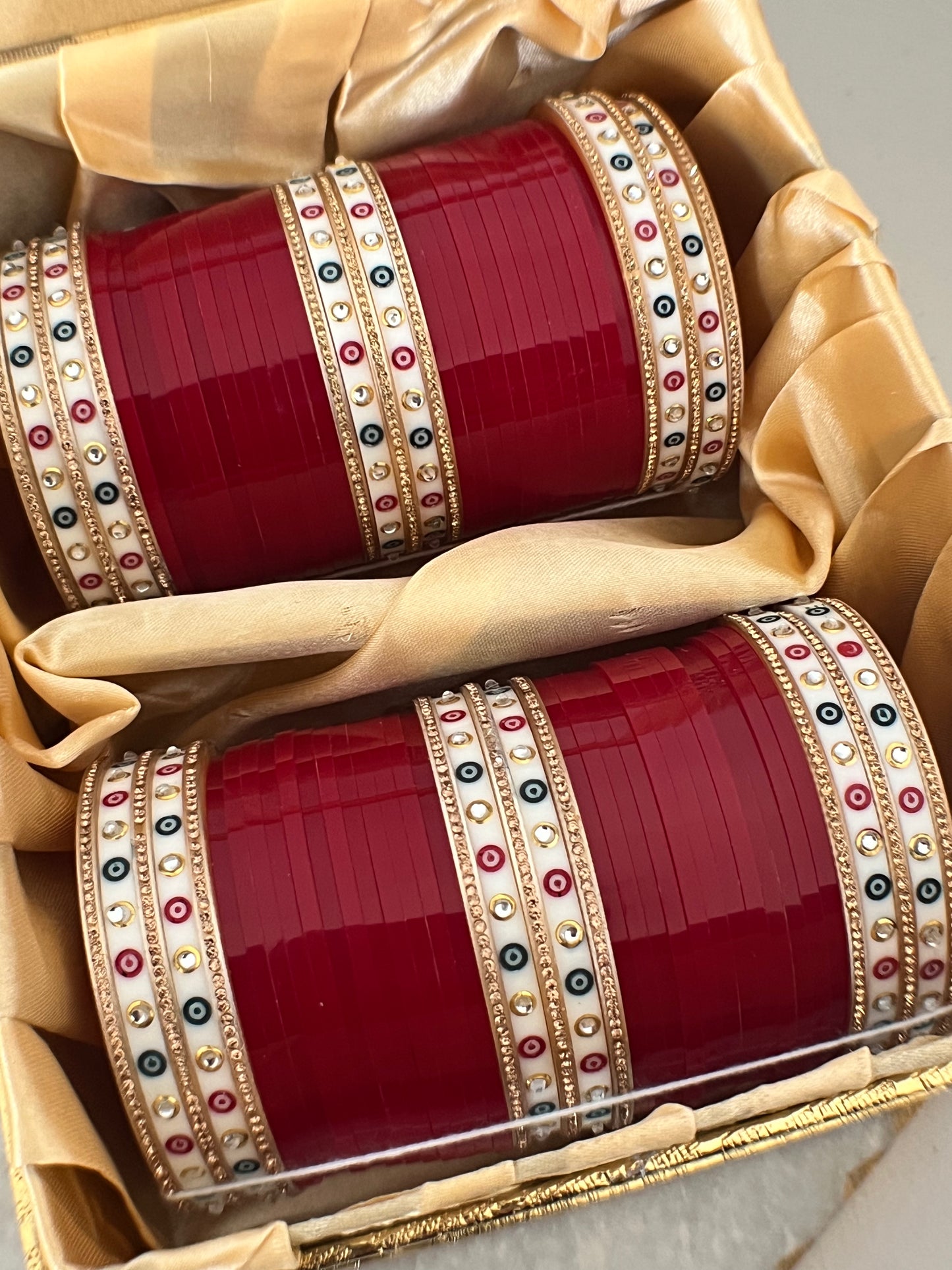 Traditional bindi chooda